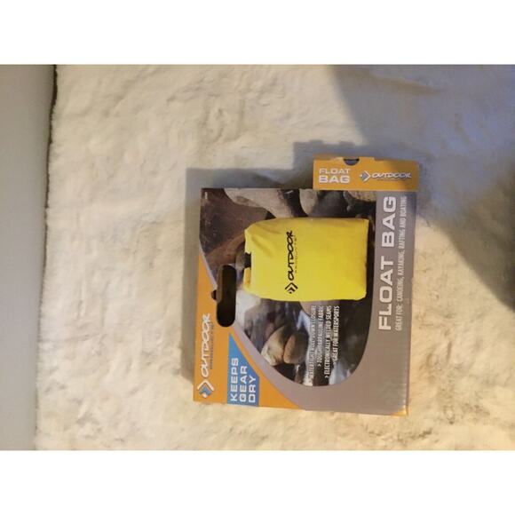 NWT Kayaking SUP Big 5 Outdoor Products Big Yellow Dry Bag 128WM - Picture 3 of 7